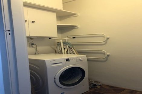 Photo of property in 2/73b Carlton Gore Road, Newmarket, Auckland, 1023