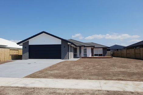 Photo of property in 10 Bill Miller Drive, Papamoa, 3118