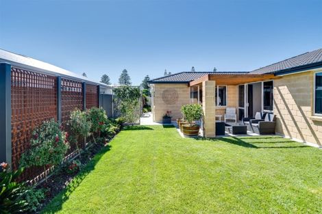 Photo of property in 31 Aparima Place, Awatoto, Napier, 4110