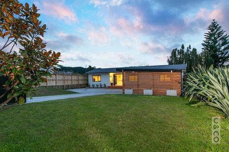 Photo of property in 27 Maude Street, Riverhead, 0820