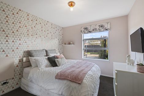 Photo of property in 14 Ashview Place, Rangiora, 7400