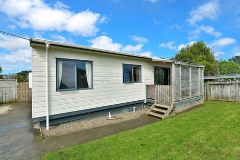 Photo of property in 31 Puriri Street, Helensville, 0800