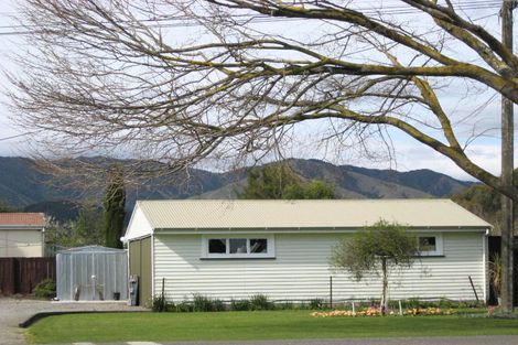 Photo of property in 48 Margaret Street, Shannon, 4821