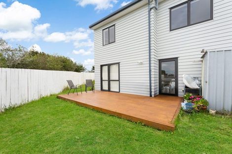 Photo of property in 1/36 West Coast Road, Glen Eden, Auckland, 0602