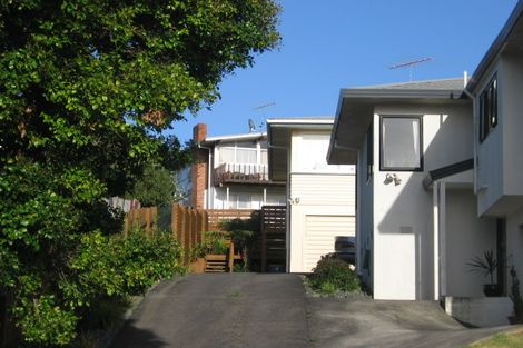 Photo of property in 2/42 Bruce Road, Glenfield, Auckland, 0629