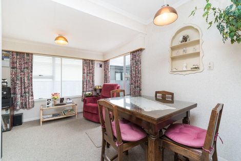 Photo of property in 21 Gloucester Street, Takaro, Palmerston North, 4412