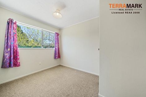 Photo of property in 54 Hartford Crescent, Totara Park, Upper Hutt, 5018