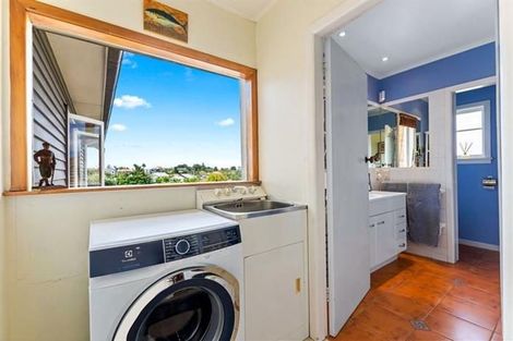 Photo of property in 446 Riddell Road, Glendowie, Auckland, 1071