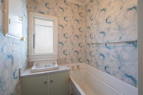 Photo of property in 6 Sadlier Street, Stoke, Nelson, 7011