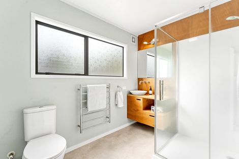 Photo of property in 25 Rangimaarie Crescent, Snells Beach, 0920