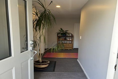 Photo of property in 2/15 Cross Street, Phillipstown, Christchurch, 8011