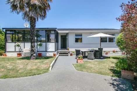 Photo of property in 4 O'dowd Road, Taradale, Napier, 4112