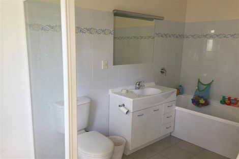 Photo of property in 62 Friend Street, Karori, Wellington, 6012