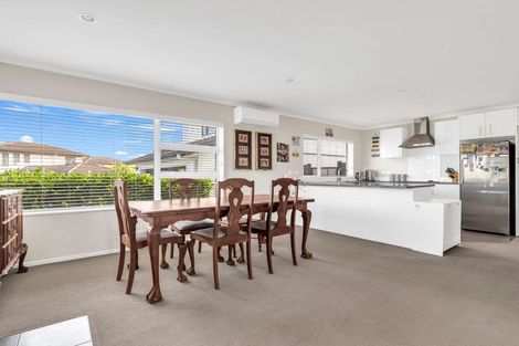 Photo of property in 32 Keepers Drive, Gulf Harbour, Whangaparaoa, 0930