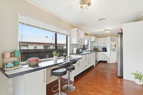 Photo of property in 52 Treadwell Street, Springvale, Whanganui, 4501