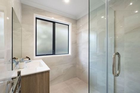 Photo of property in 49 Bluebird Crescent, Unsworth Heights, Auckland, 0632