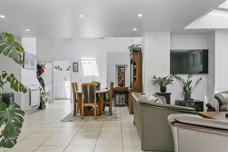 Photo of property in 1/13 Rainbow Drive, Rainbow Point, Taupo, 3330