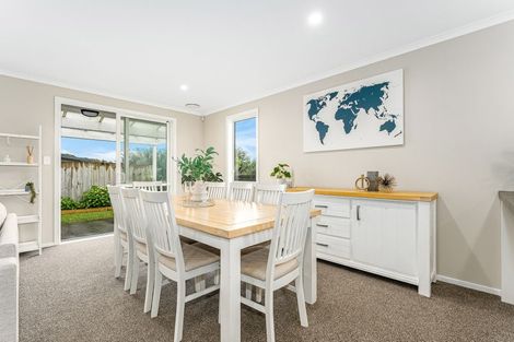 Photo of property in 15 Banks Boulevard, Whitby, Porirua, 5024