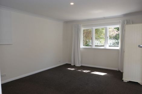 Photo of property in 16 Renown Road, Raumati South, Paraparaumu, 5032
