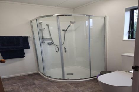 Photo of property in 6 Kawiu Road, Levin, 5510