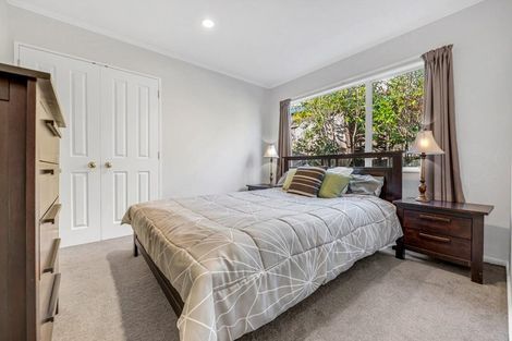 Photo of property in 5 Bronte Place, Somerville, Auckland, 2014