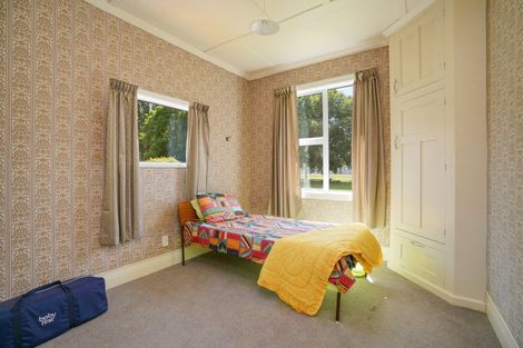 Photo of property in 11 Memorial Avenue, Drummond, Otautau, 9683