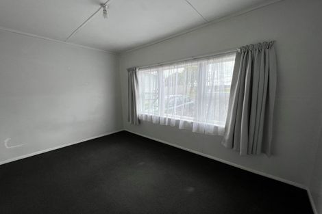Photo of property in 377a Triangle Road, Henderson, Auckland, 0610