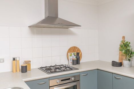 Photo of property in 80 Erlestoke Crescent, Churton Park, Wellington, 6037