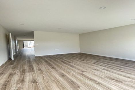 Photo of property in 12 Kea Road, Silverdale, 0932