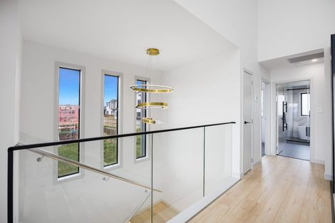 Photo of property in 60 Matangi View Drive, Orewa, 0931