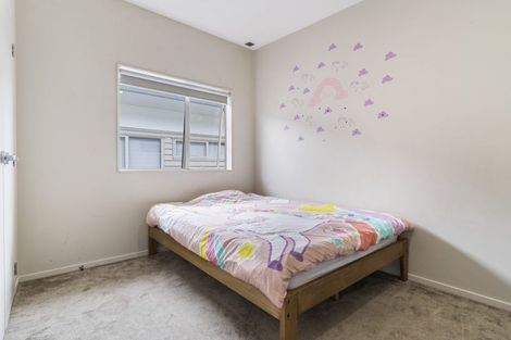 Photo of property in 4/45a Swanson Road, Henderson, Auckland, 0610