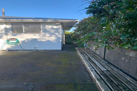 Photo of property in 6 Banksia Grove, Maungaraki, Lower Hutt, 5010