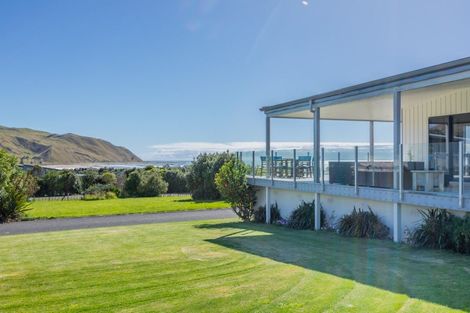 Photo of property in 8 Shoal Beach Road, Aramoana, Waipawa, 4271