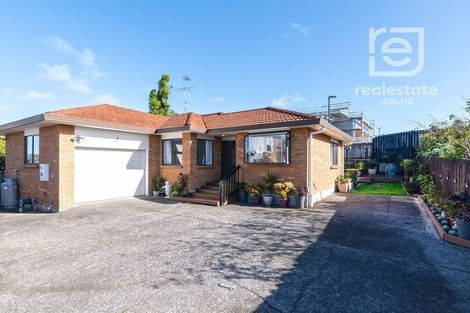 Photo of property in 3a Aotea Road, Glen Eden, Auckland, 0602