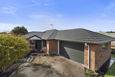 Photo of property in 19 Farnborough Drive, Nawton, Hamilton, 3200