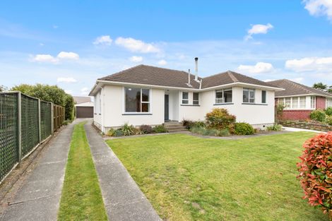Photo of property in 15 Hillary Crescent, Upper Riccarton, Christchurch, 8041