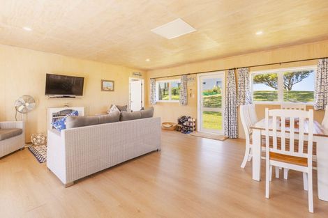 Photo of property in 3/33 Pukenui Drive, Mahia, 4198