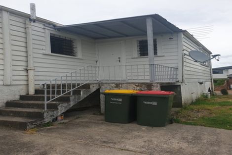 Photo of property in 7 Coles Crescent, Papakura, 2110