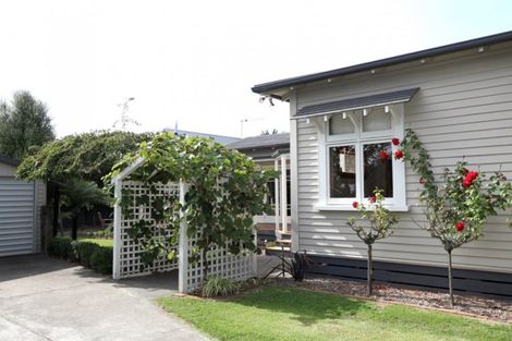 Photo of property in 212 Wolseley Street, Mayfair, Hastings, 4122