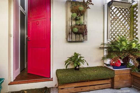 Photo of property in 6/245 Adelaide Road, Newtown, Wellington, 6021