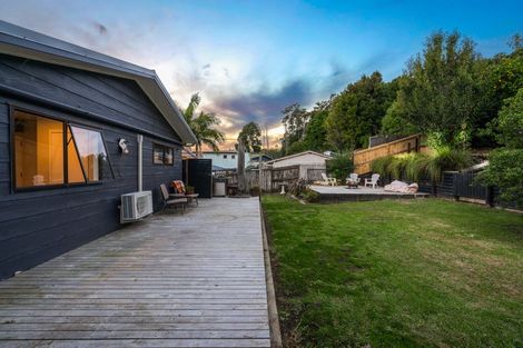 Photo of property in 21 Snapper Road, Stillwater, Silverdale, 0993