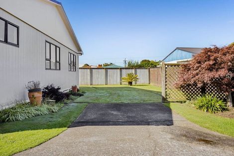 Photo of property in 18 Manuka Place, Hawera, 4610