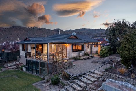 Photo of property in 10 O'neill Crescent, Bridge Hill, Alexandra, 9320