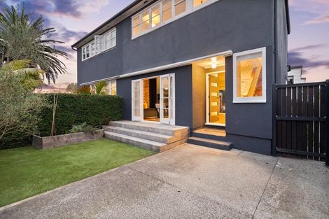 Photo of property in 1092 Great North Road, Point Chevalier, Auckland, 1022