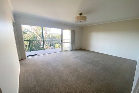 Photo of property in 2/27 Lucienne Drive, Ranui, Auckland, 0612