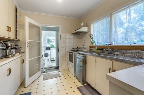 Photo of property in 12 Orsova Place, Lynfield, Auckland, 1042