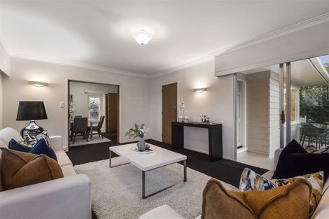 Photo of property in 225 Forrest Hill Road, Forrest Hill, Auckland, 0620