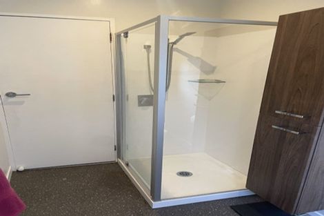 Photo of property in 358b Karori Road, Karori, Wellington, 6012