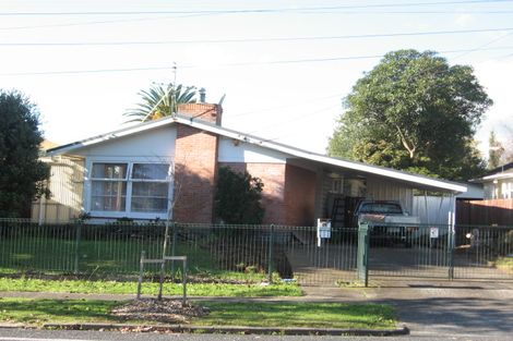 Photo of property in 60 Friedlanders Road, Manurewa, Auckland, 2102