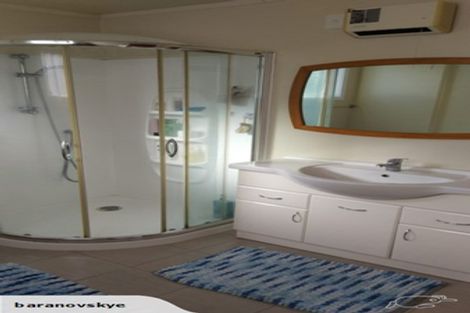 Photo of property in 8 Korokoro Road, Korokoro, Lower Hutt, 5012